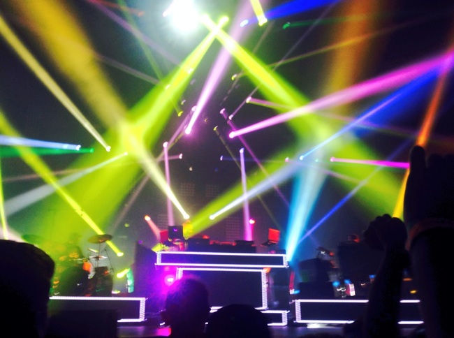 Pretty+Lights+on+stage+at+the+November+1st+performance+at+Susquehana+Bank+Center+in+Camden%2C+NJ.+