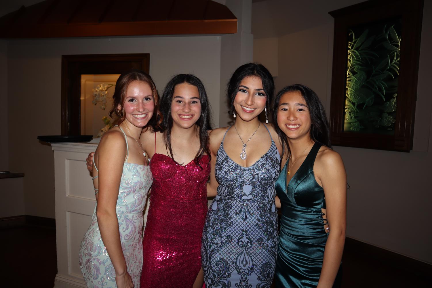 Class of 2023 hosts 2022 Junior Prom at Auletto Caterers – Eastside