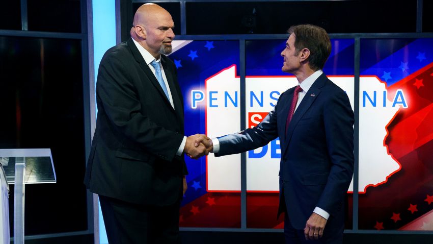 Fetterman+and+Oz+met+for+a+debate+broadcasted+on+national+television+on+October+25th.