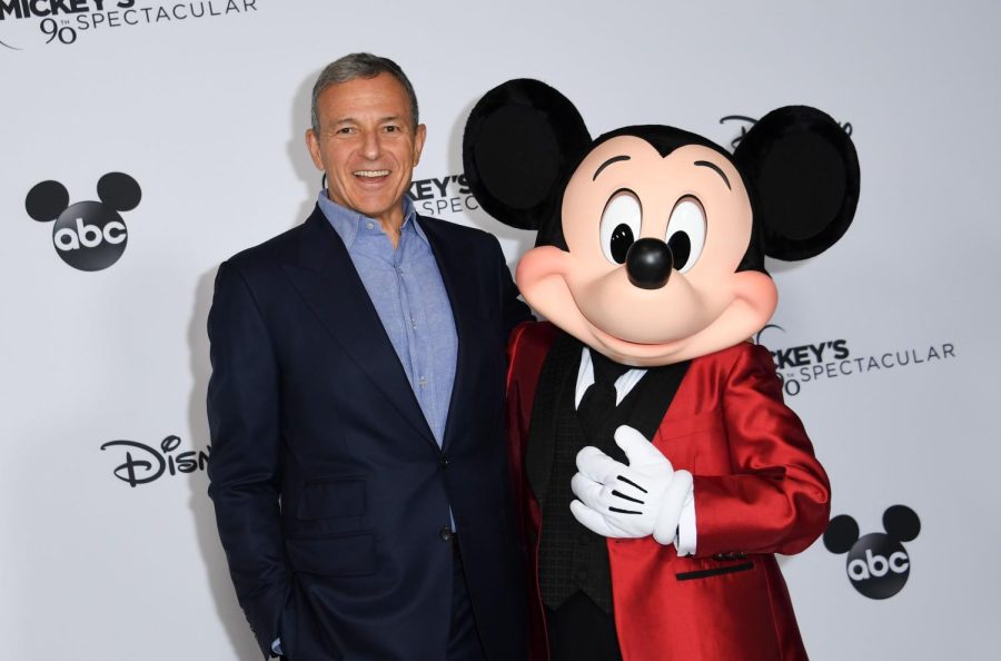 Bob+Iger+returns+as+CEO+to+Disney+following+the+removal+of+Bob+Chapek.+