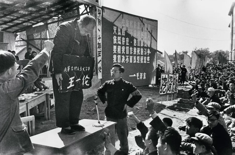 A public shaming in the Cultural Revolution (Courtesy of Li Zhensheng/Contact Press Images)