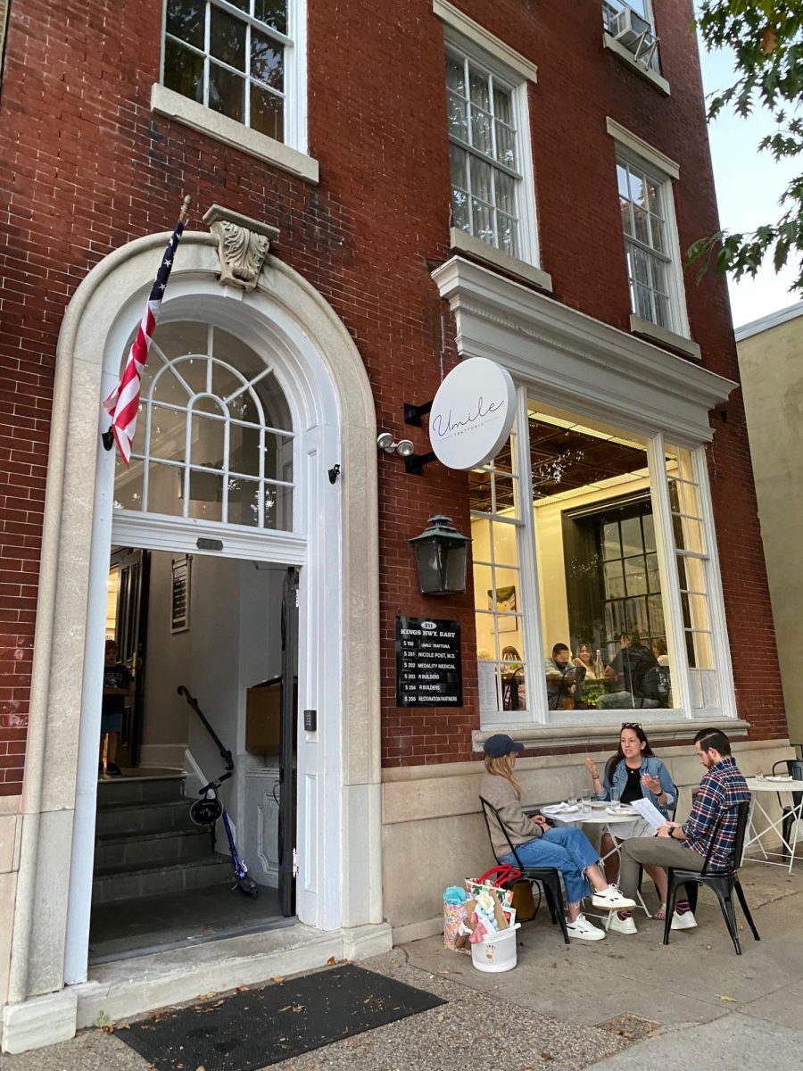 A view of the entrance of Umile Trattoria