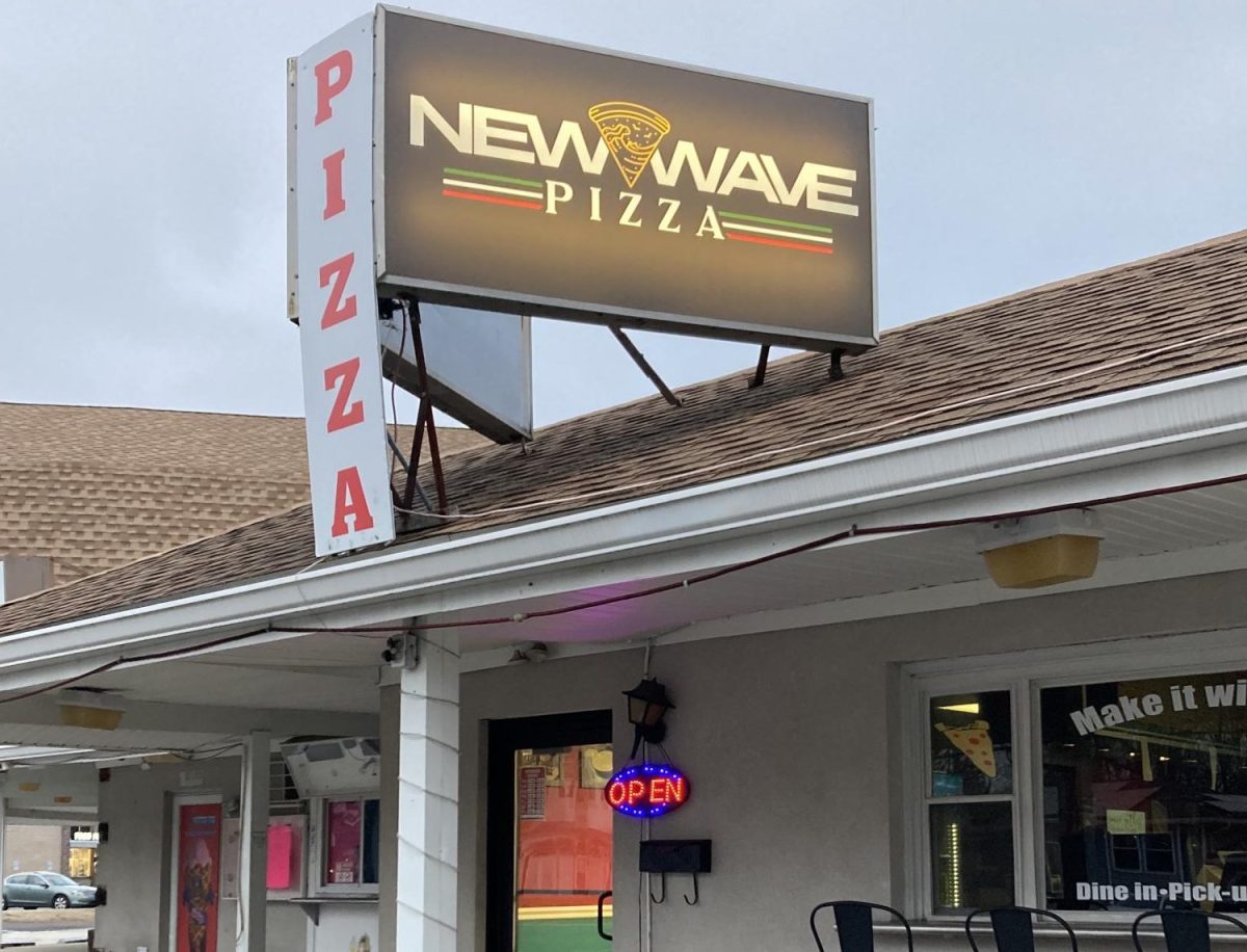 The entrance to the New Wave Pizza in Turnersville. 